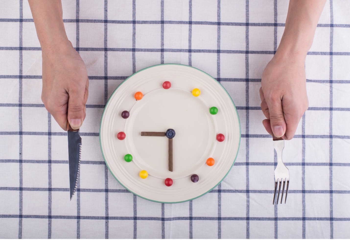 یا رژیم غذایی فستینگ باعث شکستن استپ وزنی می شود؟