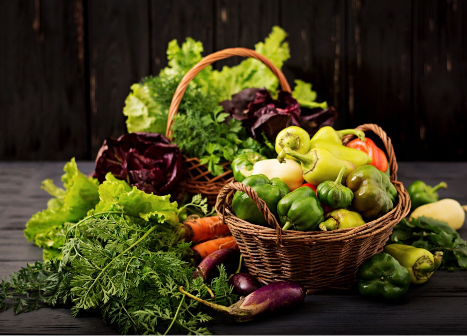 سبزیجات برگدار سبز ازغنی ترین منابع فولات محسوب می شوند